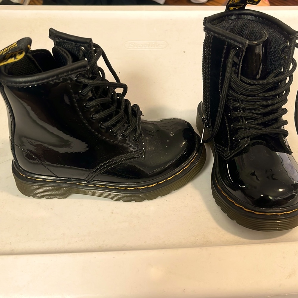 toddler doc martens